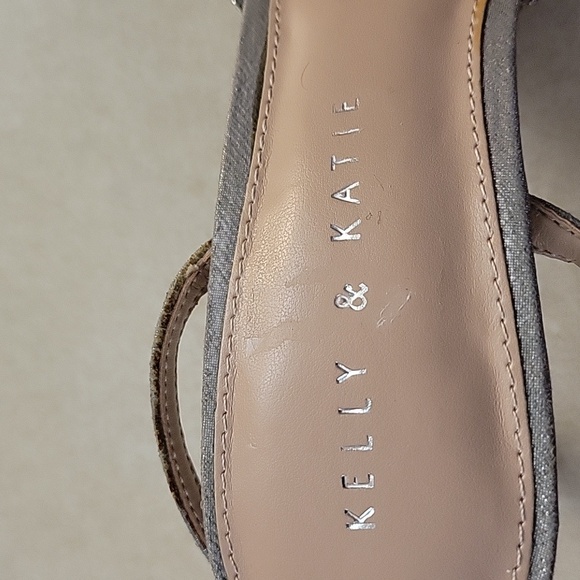 Silver Slippers - Picture 12 of 12